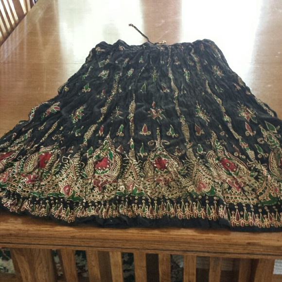 PLUS  SALE was 25 now 20 MAXI SKIRT - Picture 4 of 4